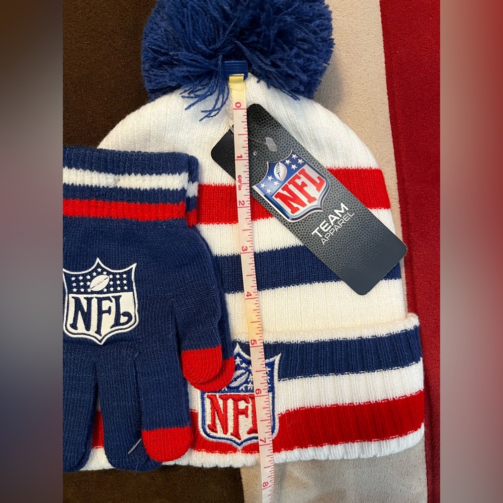 New NFL Kids Striped Beanie and Gloves - Blue, Red, White. Versatile Teams!💙❤️🤍 - Picture 4 of 4